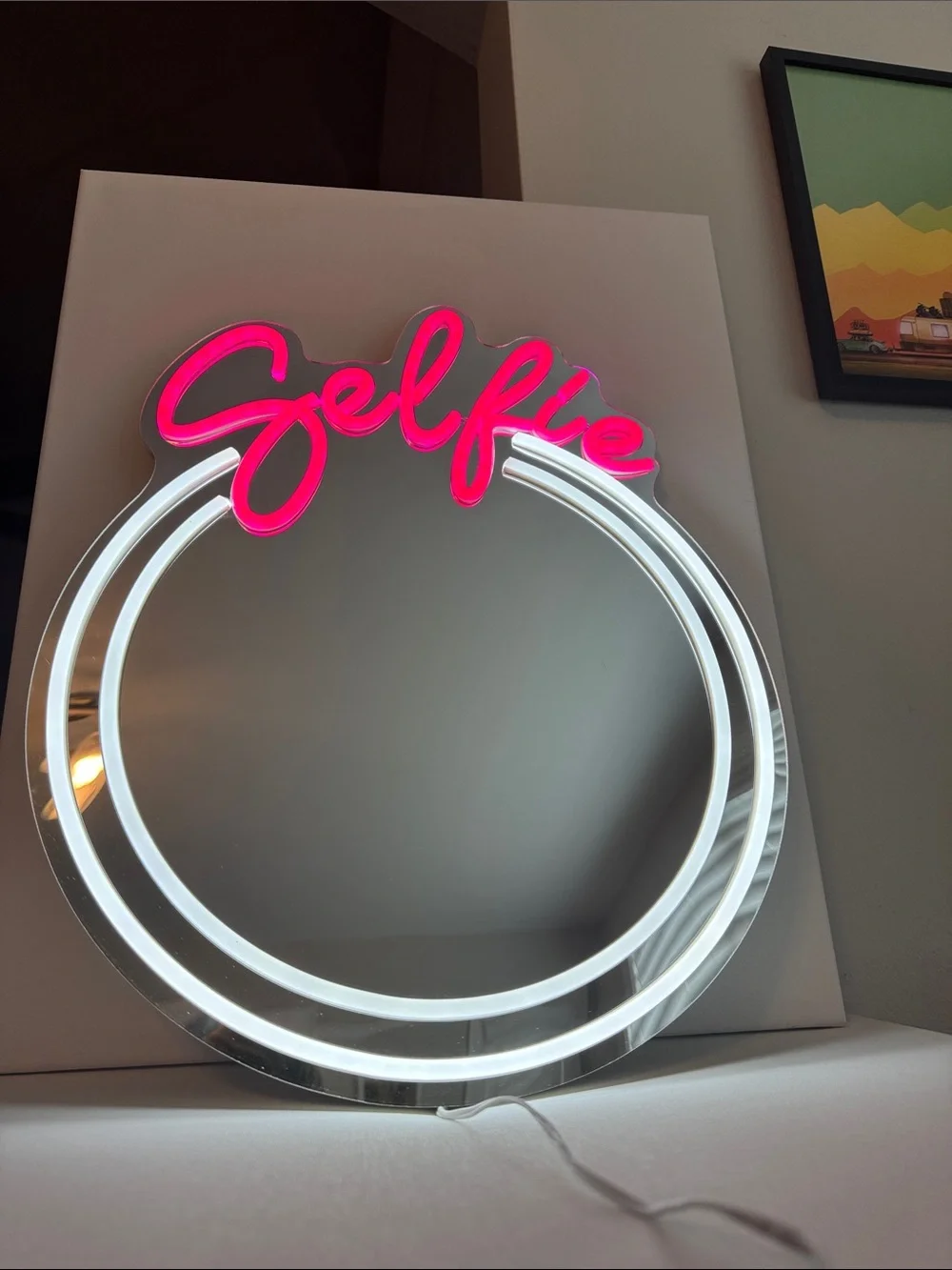 Selfie LED Neon Pink White Mirror